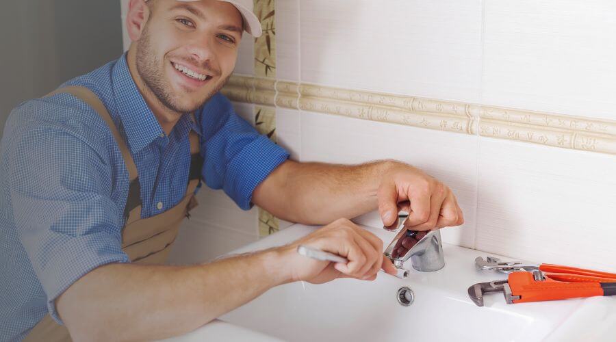 Handle or spout repair in Hemet, CA